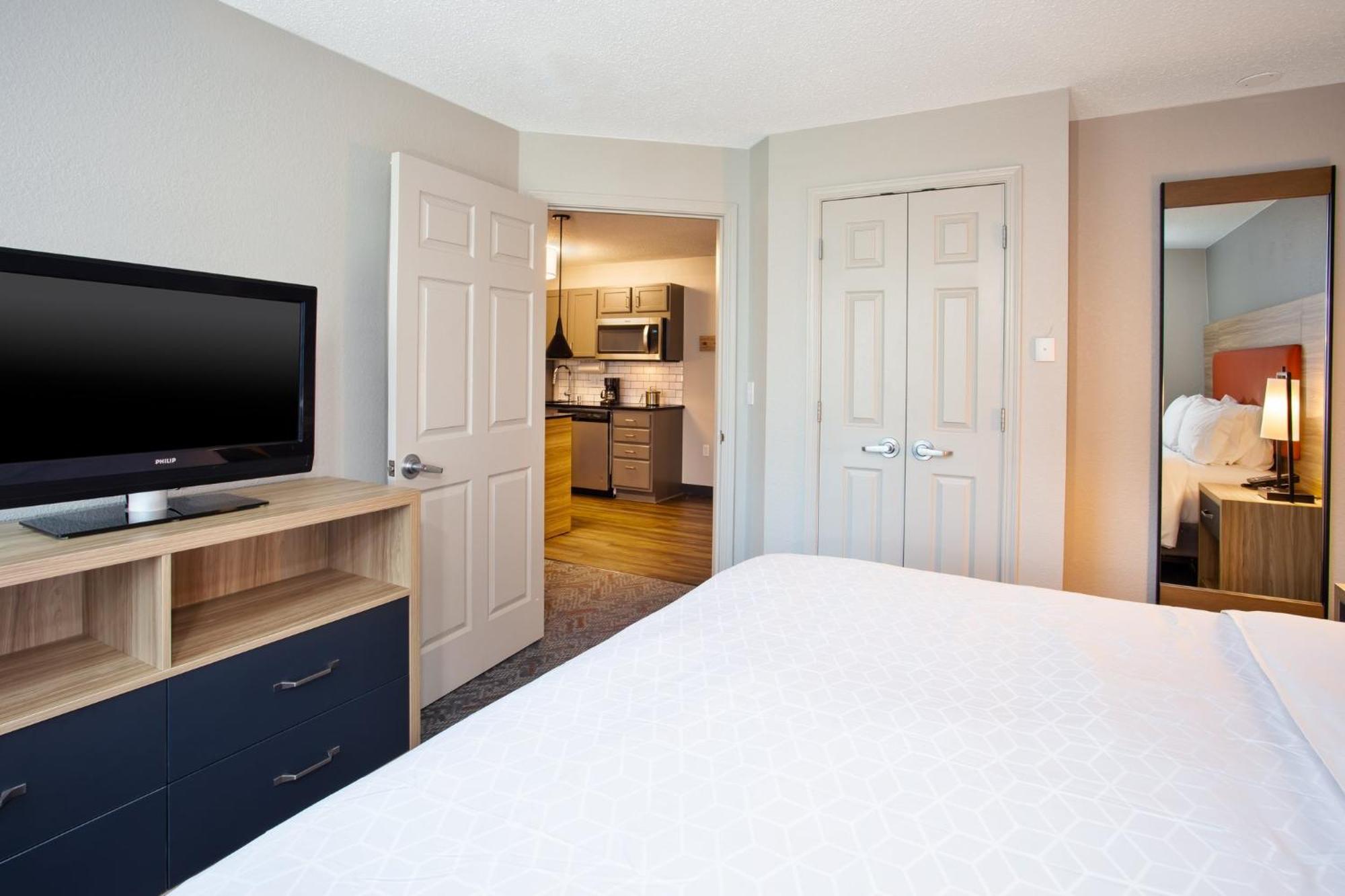Candlewood Suites Kenosha By Ihg Pleasant Prairie Eksteriør billede